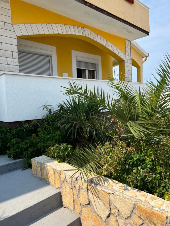Apartment Vujcic Donji Okrug  Eksteriør bilde