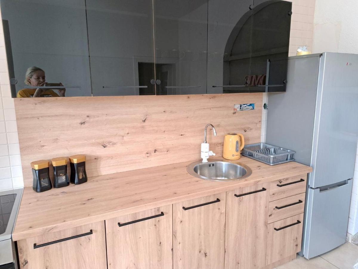 Apartment Vujcic Donji Okrug  Eksteriør bilde